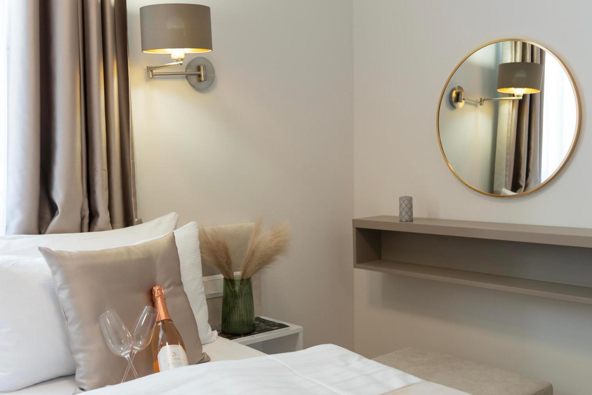 إيغيرسولوك Salt Hill Premium Apartments المظهر الخارجي الصورة