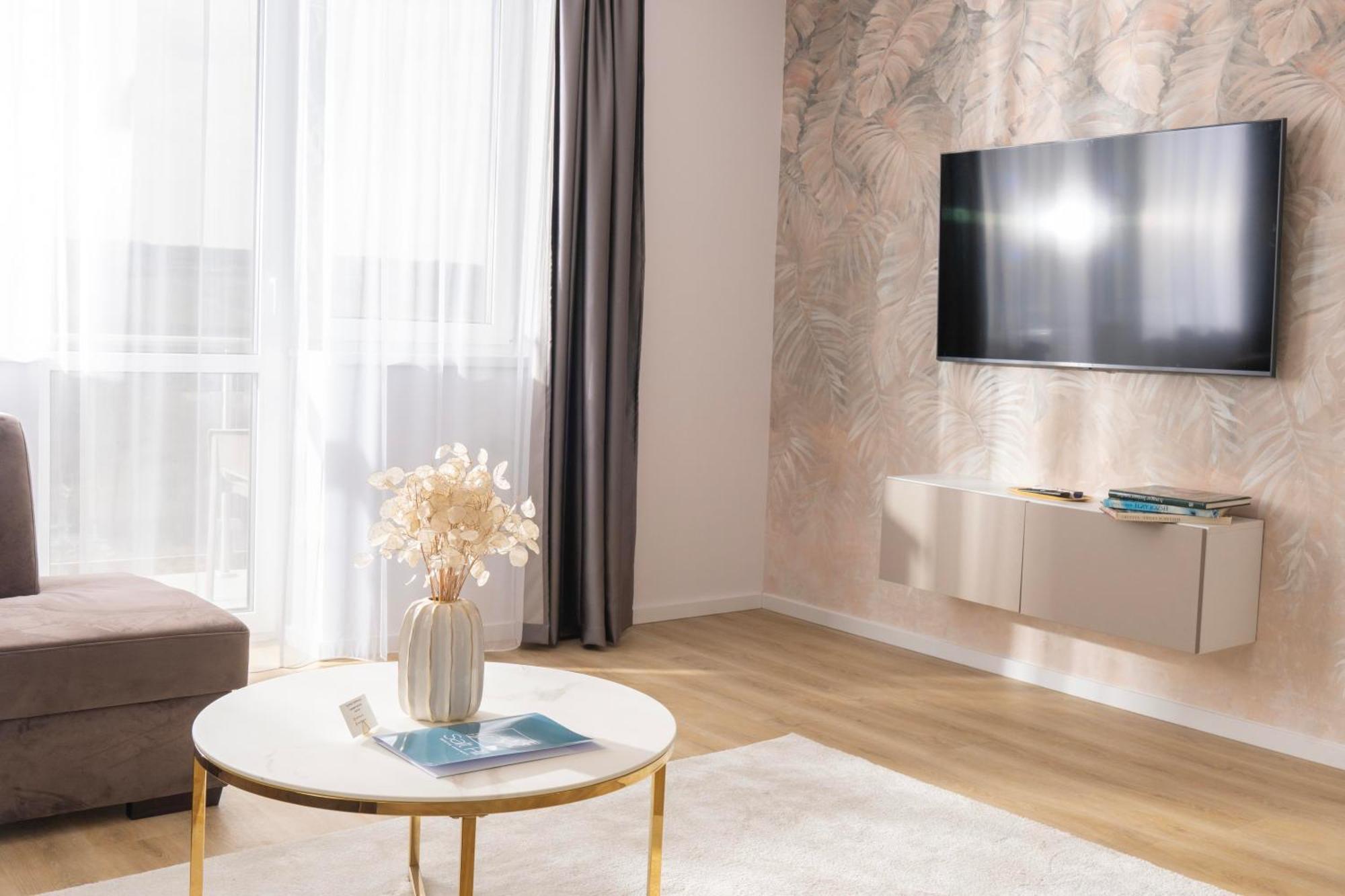 إيغيرسولوك Salt Hill Premium Apartments المظهر الخارجي الصورة